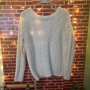 FOREVER 21 WHITE CABLE KNIT SWEATER